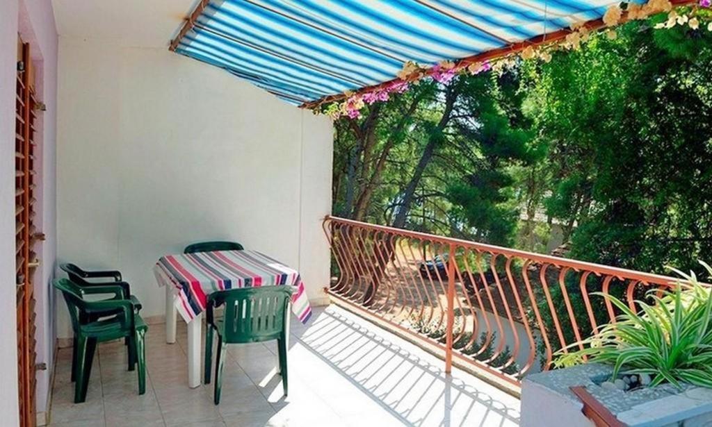Apartments By The Sea Ivan Dolac, Hvar - 18100 젤사 외부 사진