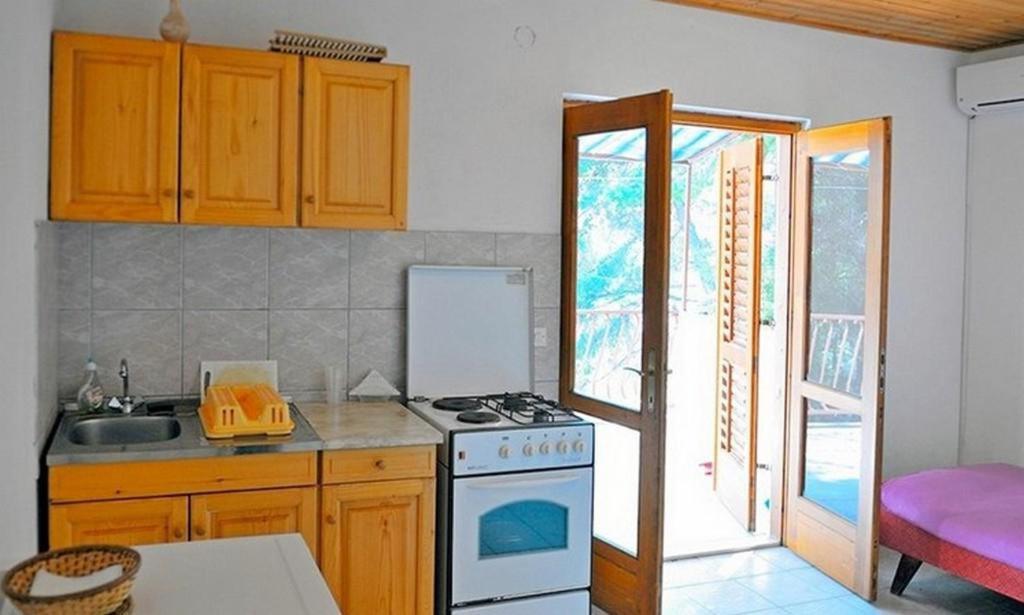 Apartments By The Sea Ivan Dolac, Hvar - 18100 젤사 외부 사진
